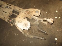 TOYOTA Rear axle Beam TOYOTA AVENSIS (T270) (2009-2018) — thumbnail 2