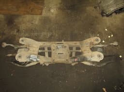 TOYOTA Rear axle Beam TOYOTA AVENSIS (T270) (2009-2018) — thumbnail 1