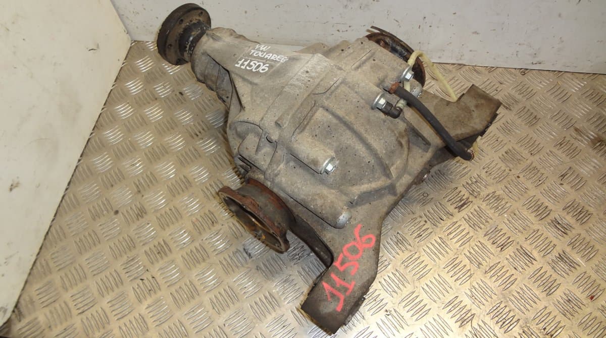 VW 0AC525017D Rear axle differential VW TOUAREG I (7L) (2002-2010)