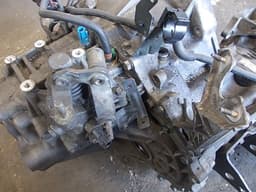 NISSAN Gearbox NISSAN X-TRAIL I (T30) (2001-2007) — thumbnail 6
