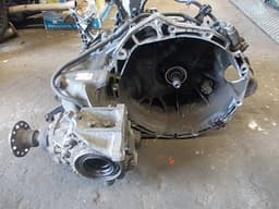 NISSAN Gearbox NISSAN X-TRAIL I (T30) (2001-2007) — thumbnail 4