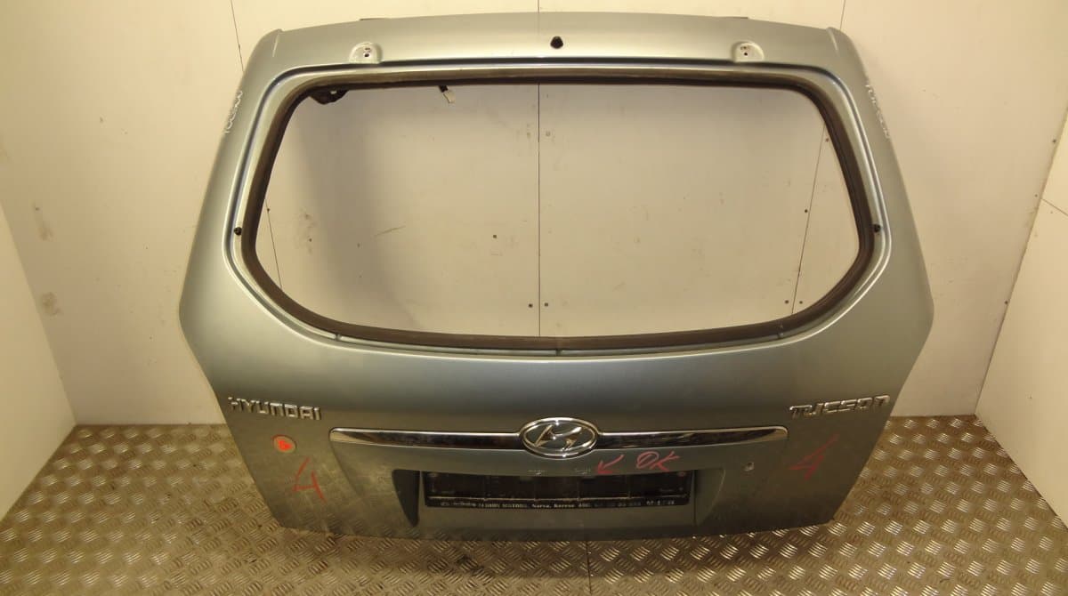 737002E050 Bootlid / tailgate HYUNDAI TUCSON I (JM) (2004-2010)