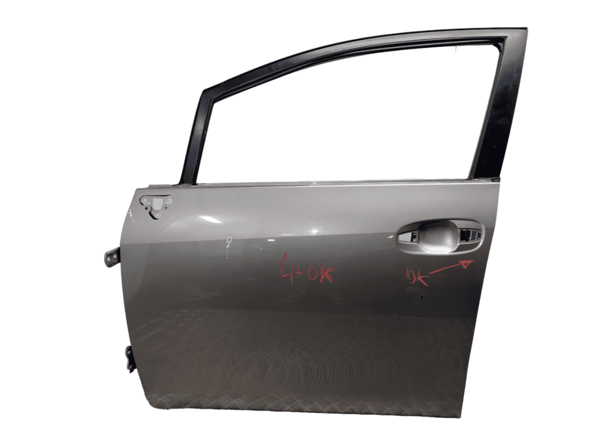 Door Front Left TOYOTA VERSO (AR20) (2009-2018)