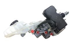 TOYOTA 4705010070 Brake Master Cylinder TOYOTA C-HR I (AX10, AX50) (2016-2023) — thumbnail 1