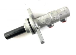 TOYOTA 472010K600 Brake Master Cylinder TOYOTA HILUX VIII (AN110, AN120, AN130) (2015-) — thumbnail 2