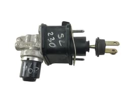 MERCEDES-BENZ 0204021687 0204024105 0204251302 Brake Master Cylinder MERCEDES-BENZ SL-CLASS (R230) (2001-2012) — thumbnail 2