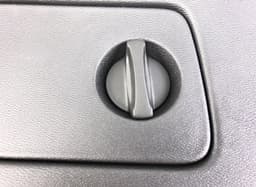 VOLVO 30747056 Bootlid / tailgate trim panel VOLVO XC40 / EX40 / EC40 (536, 539) (2017-) — thumbnail 4