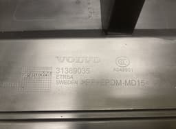 VOLVO 39825221 31389035 Bootlid / tailgate trim panel VOLVO XC90 II (2014-) — thumbnail 4