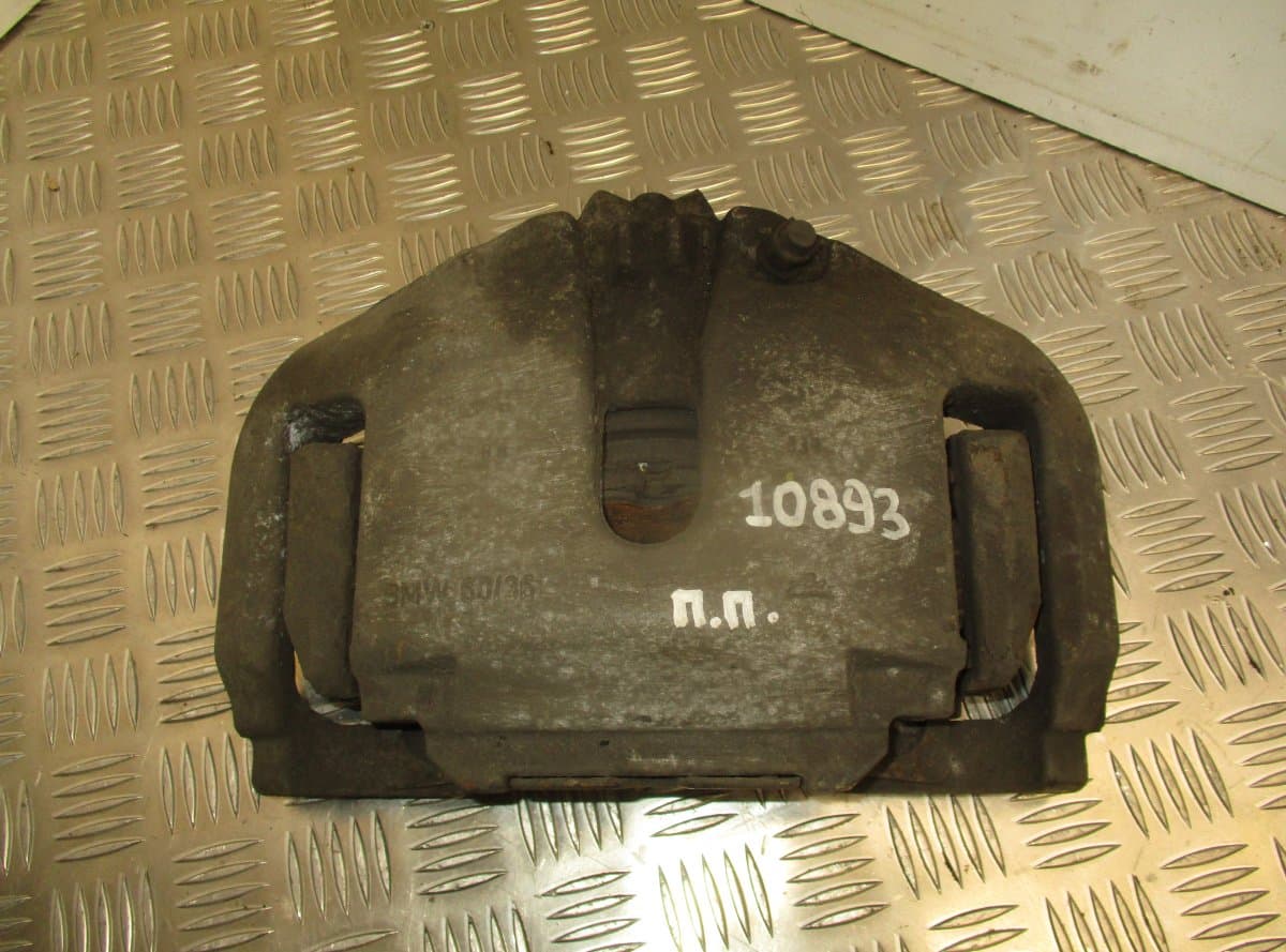 BMW Brake caliper Front right BMW 5 (F10, F11) (2010-2017)