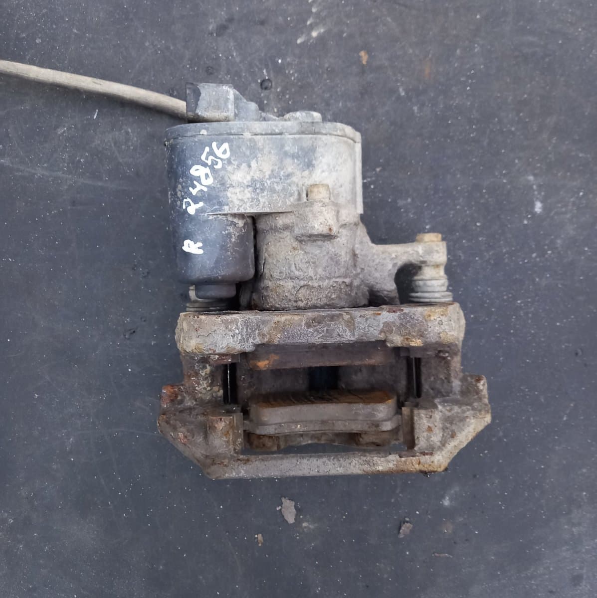 VOLVO Brake caliper Front right VOLVO XC70 II (2007-2016)