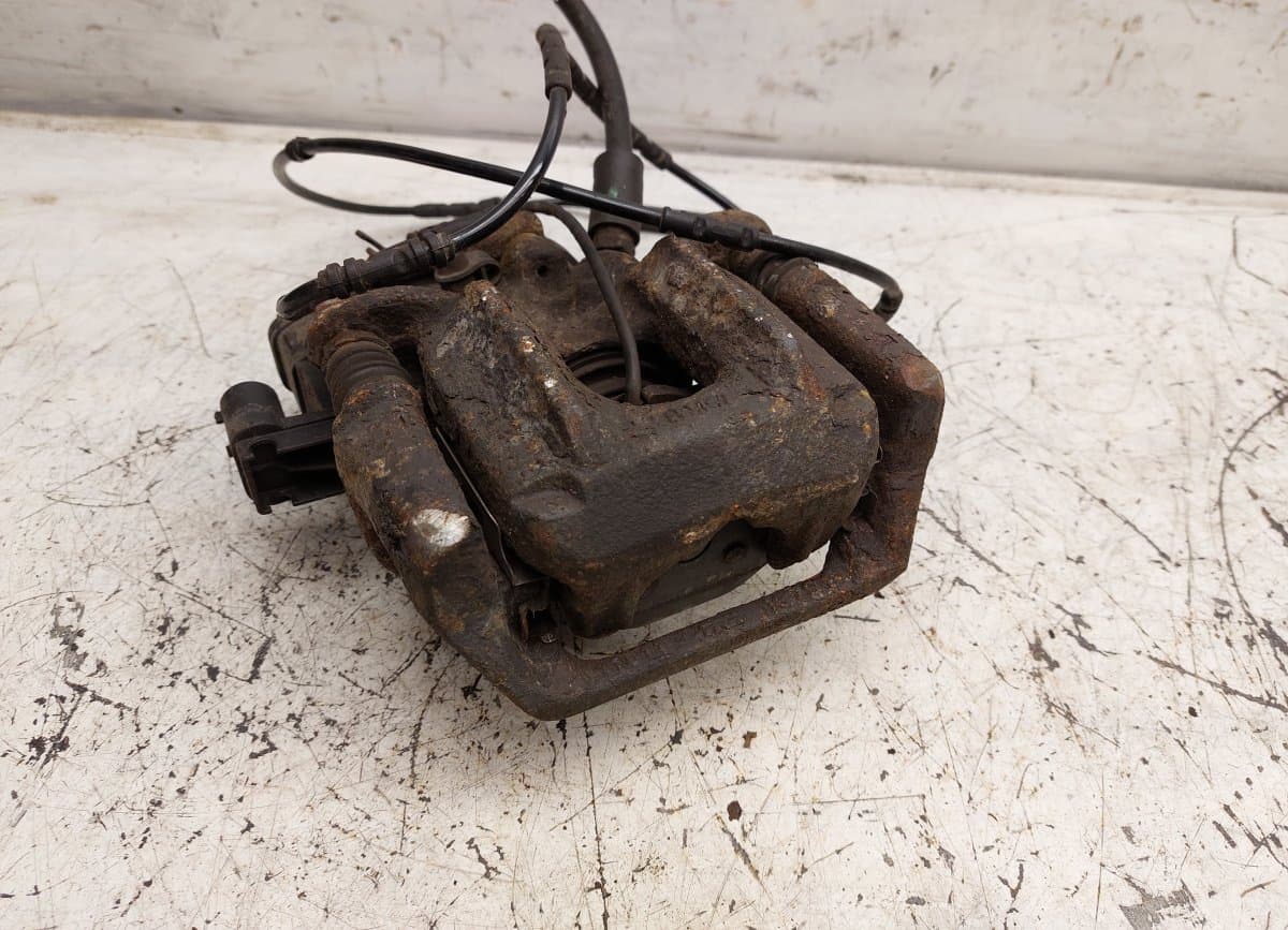 BMW Brake caliper rear right BMW X3 (F25) (2010-2017)