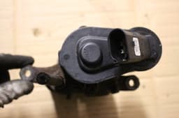 AUDI Brake caliper rear right AUDI A6 / A6 ALLROAD (C6, 4F) (2004-2011) — thumbnail 3