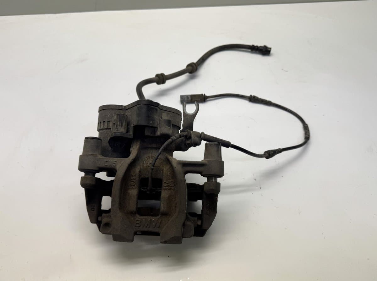BMW 34216860006 6860006 Brake caliper rear right BMW X1 (F48) (2014-2022)