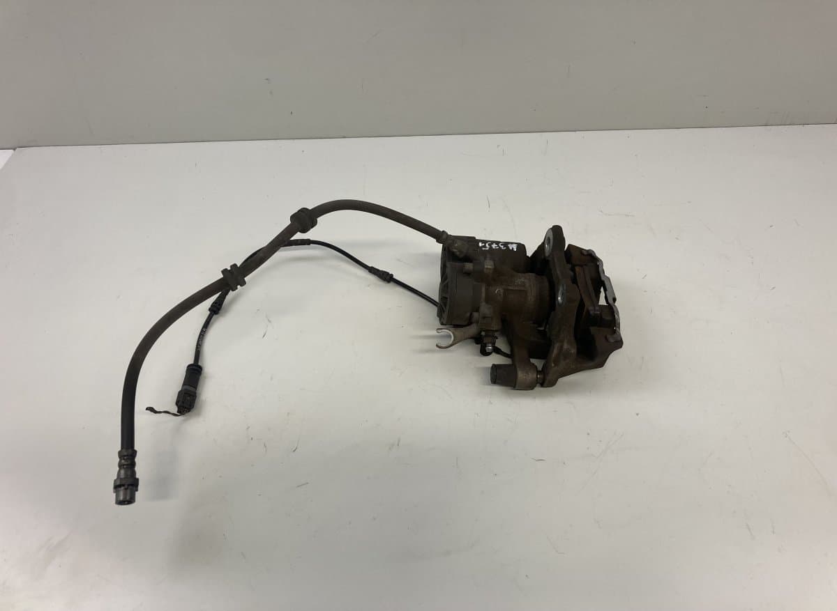 BMW 6798958 6798958-06 Brake caliper rear right BMW 2 Active Tourer (F45, F46) (2013-2021)