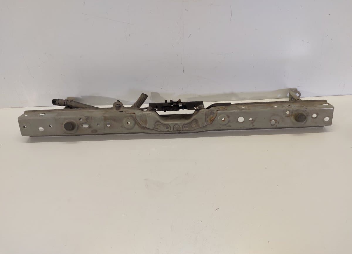 NISSAN Bonnet latch carrier beam NISSAN LEAF I (ZE0) (2010-2017)