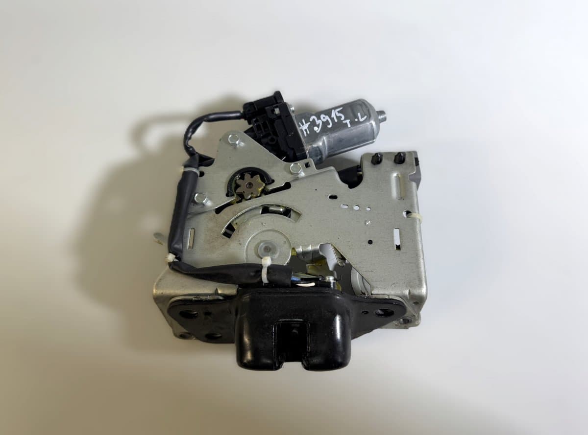 4589656AC Bootlid / tailgate lock JEEP GRAND CHEROKEE IV (WK, WK2) (2010-2021)