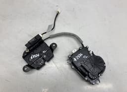 BMW 7348531 7348530 Bootlid / tailgate lock BMW 2 Active Tourer (F45, F46) (2013-2021) — thumbnail 1