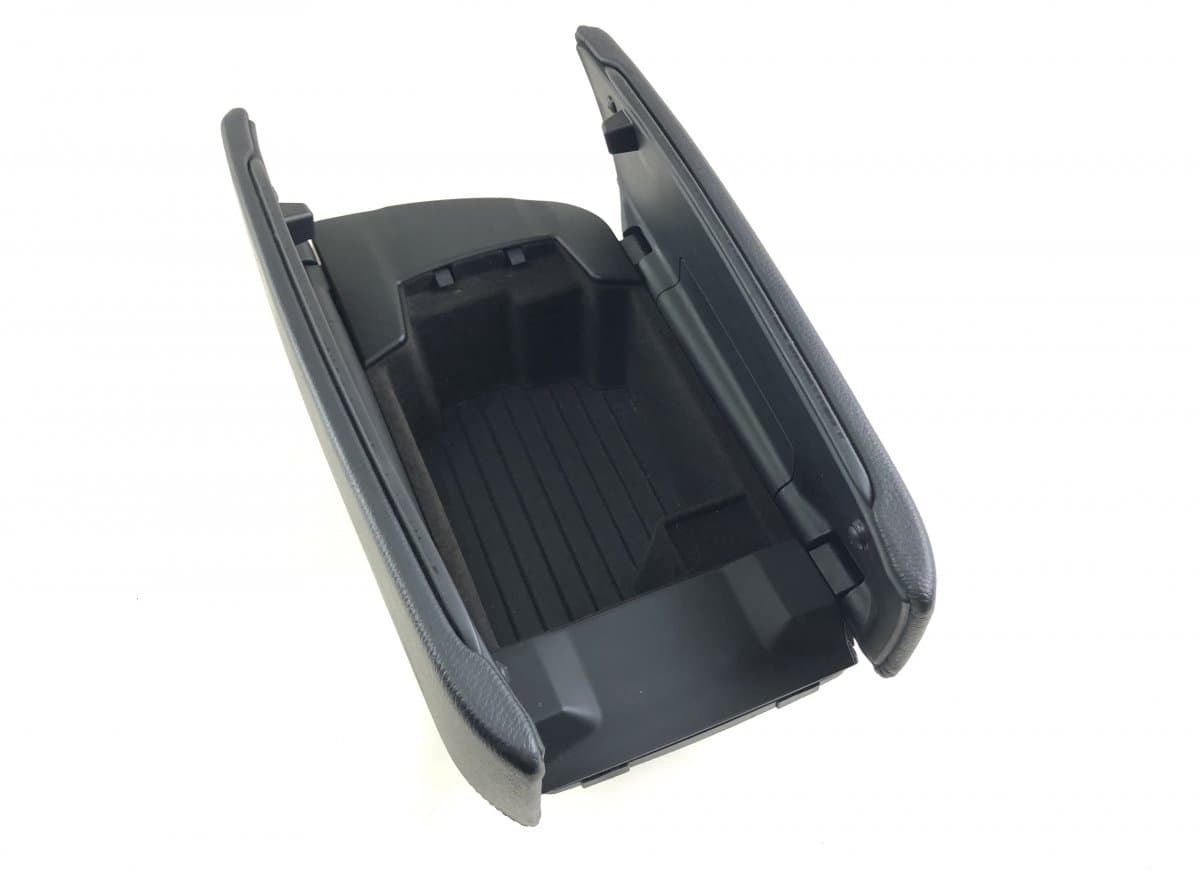 BMW 9391146 Armrest cover front BMW 5 (G30, G31) (2016-2024)
