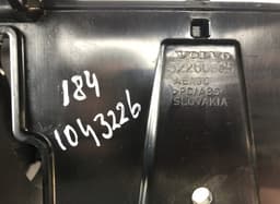 VOLVO 31469497 Armrest cover front VOLVO V60 II / S60 III (224, 225, 227) (2018-) — thumbnail 3