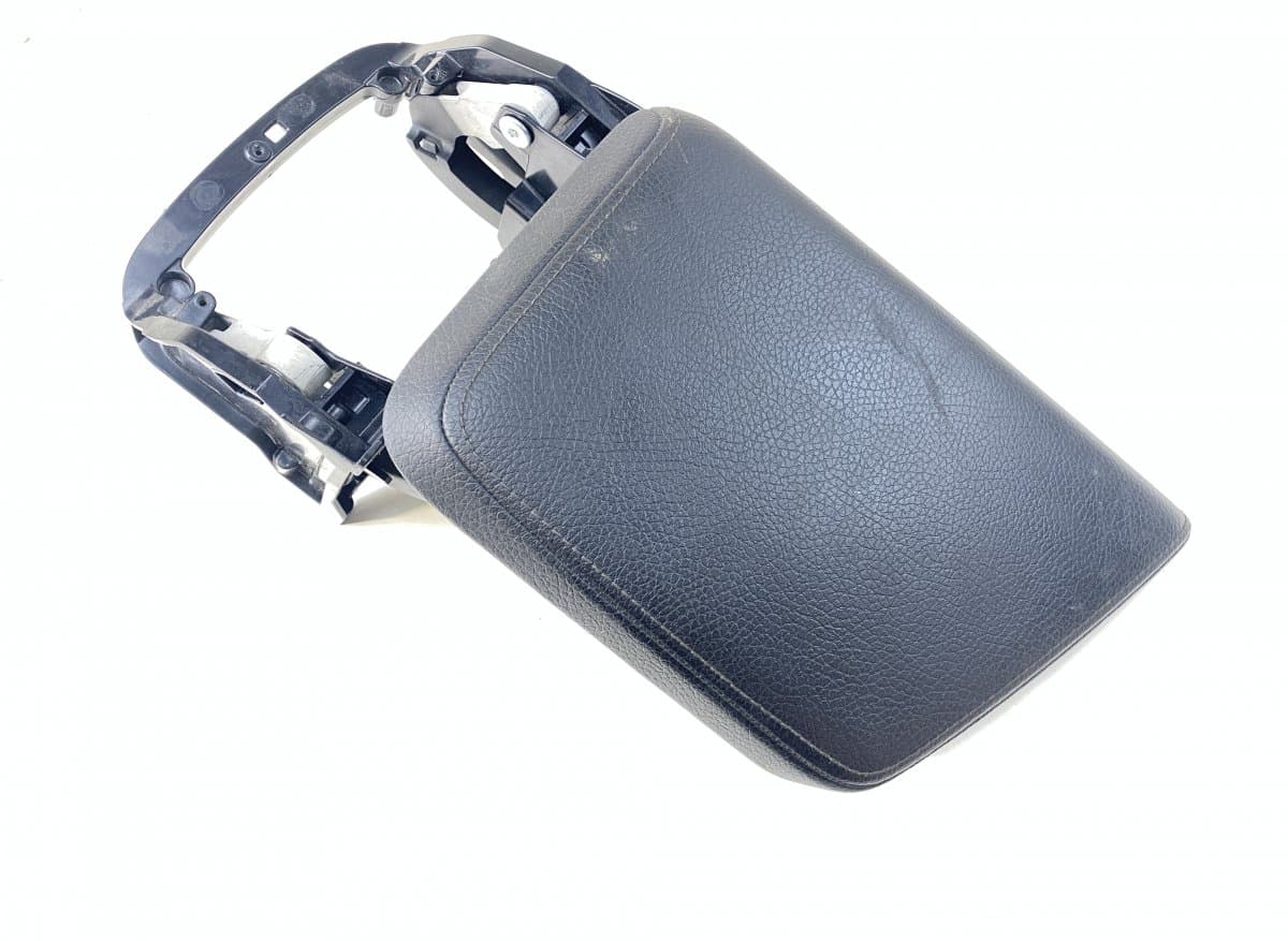 VOLVO 31469496 Armrest cover front VOLVO V60 II / S60 III (224, 225, 227) (2018-)