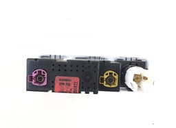 LAND ROVER LR139734 Audio input / USB socket LAND ROVER EVOQUE II (L551) (2018-) — thumbnail 2
