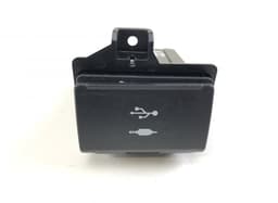 LEXUS 8619024030 Audio input / USB socket LEXUS ES VII (2018-) — thumbnail 1