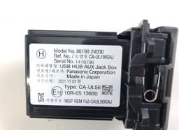 LEXUS 8619024030 Audio input / USB socket LEXUS ES VII (2018-) — thumbnail 4