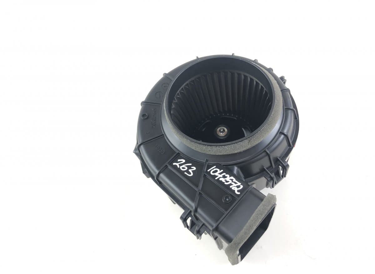 G923033050 Battery / parts, other LEXUS ES VII (2018-)