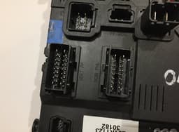 CITROËN S118085210 S118085220 9646777380 9653667680 6580FP 6580FQ S118085220E Body control module (BCM) CITROËN BERLINGO I, II (1996-2009) — thumbnail 5