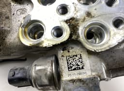 BMW 37146775258 Air suspension valve block BMW 5 GRAN TURISMO (F07) (2009-2017) — thumbnail 3