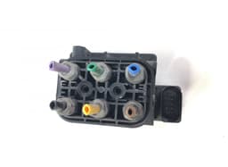 TESLA 600640600A Air suspension valve block TESLA MODEL S (5YJS) (2012-) — thumbnail 2