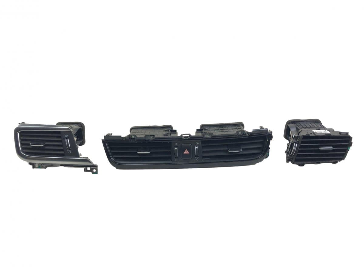 84790D4000 Air Vent Center Front KIA OPTIMA IV (JF) (2015-2020)