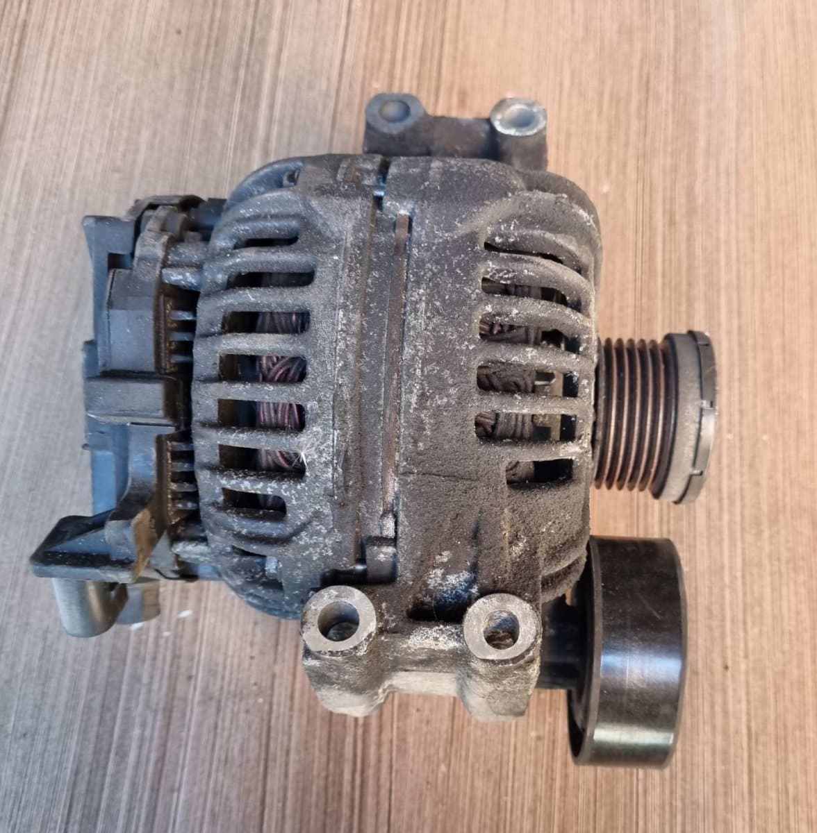 BMW 0124525059 Alternator BMW 5 (E60, E61) (2003-2010)