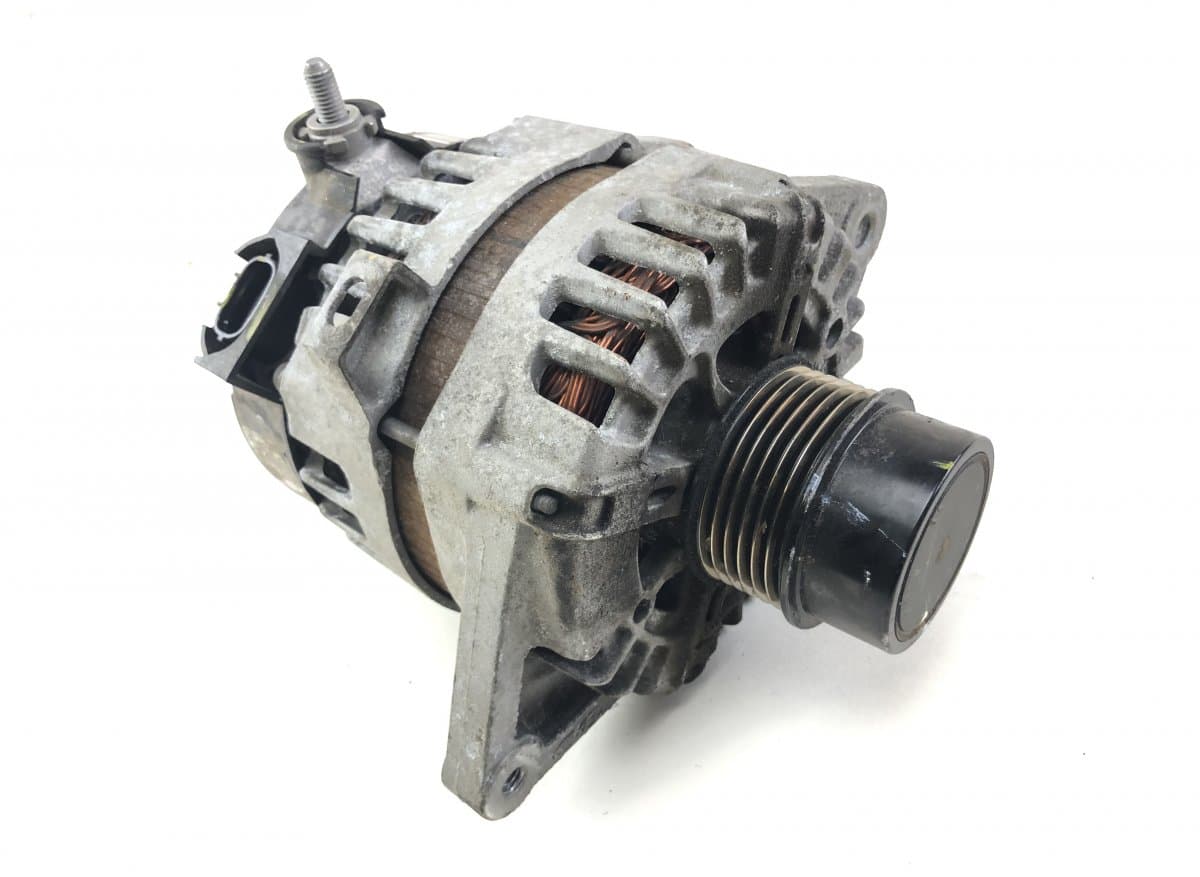 HYUNDAI 373002B960 Alternator HYUNDAI TUCSON III (TL) (2015-2021)