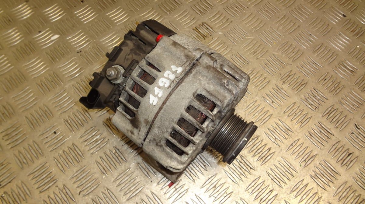 BMW FG18D057 Alternator BMW 3 (E90, E91, E92, E93) (2005-2011)