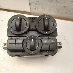 MERCEDES-BENZ 6394460728KZ AC System complete Set MERCEDES-BENZ VITO / VIANO (W639) (2003-2014) — thumbnail 1