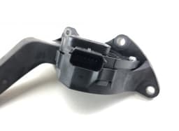 LAND ROVER LR113941 Accelerator Pedal LAND ROVER EVOQUE II (L551) (2018-) — thumbnail 2
