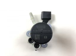 VW 5Q0198975 AdBlue Pump VW TIGUAN II (AD, BW) (2016-2024) — thumbnail 2
