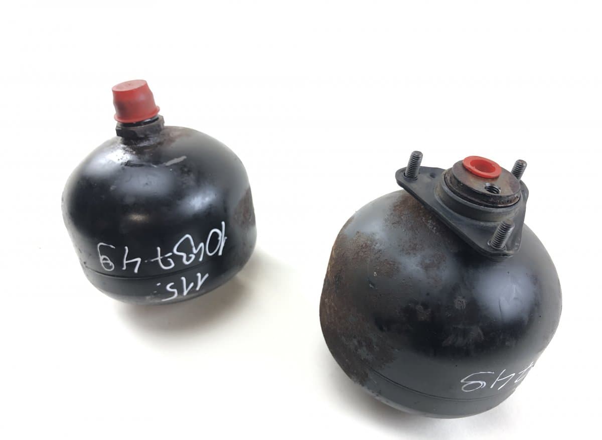 MERCEDES-BENZ A2213270215 Air spring load accumulator set MERCEDES-BENZ SL-CLASS (R230) (2001-2012)
