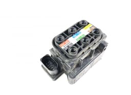 MERCEDES-BENZ A2123200358 Air suspension valve block MERCEDES-BENZ R-CLASS (W251) (2006-2013) — thumbnail 1