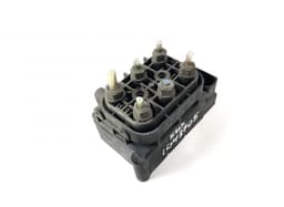 MERCEDES-BENZ A2123200358 Air suspension valve block MERCEDES-BENZ ML-CLASS (W164) (2005-2011) — thumbnail 1