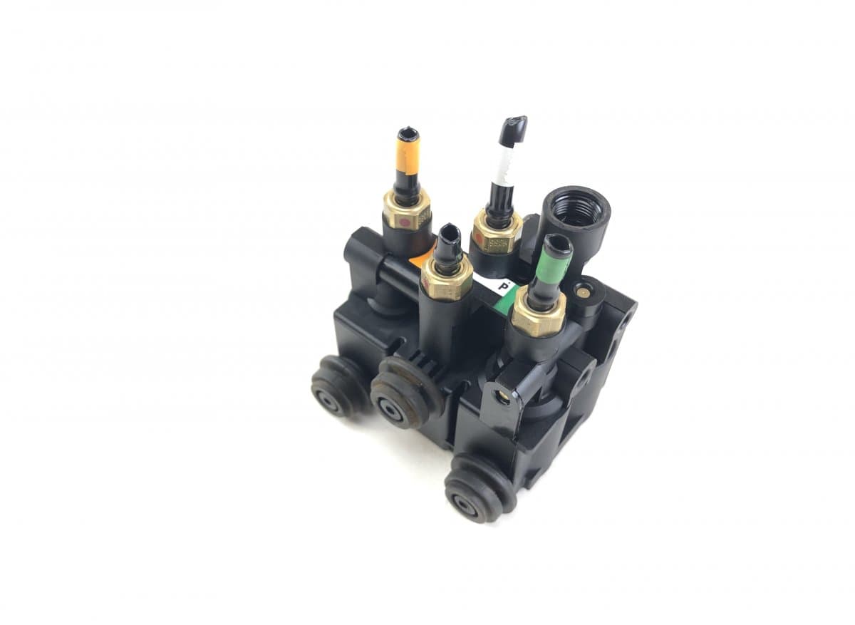 LAND ROVER LR070246 Air suspension valve block LAND ROVER RANGE ROVER SPORT II (L494) (2013-2022)