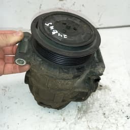 MERCEDES-BENZ A0012301711 A001230171180 A001230171187 AC / aircon Compressor MERCEDES-BENZ VITO / VIANO (W639) (2003-2014) — thumbnail 2
