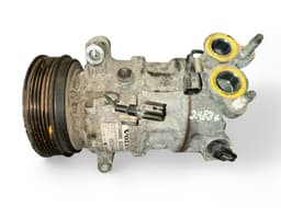 VOLVO 31348965 AC / aircon Compressor VOLVO V40 (2012-2019) — thumbnail 1
