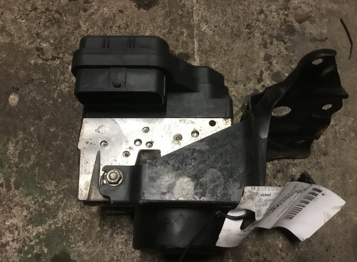 TOYOTA 4454042100 ABS hydraulic unit / pump TOYOTA RAV 4 III (XA30) (2005-2012)