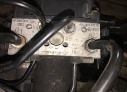 VW ABS hydraulic unit / pump VW PASSAT B5 (3B3) (2000-2005) — thumbnail 2