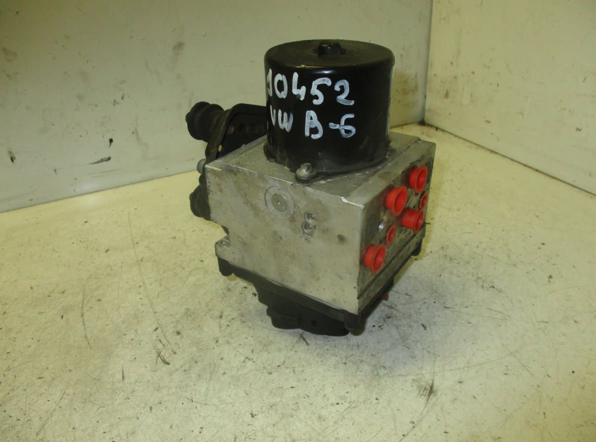 VW ABS hydraulic unit / pump VW PASSAT B6 (3C) (2005-2010)