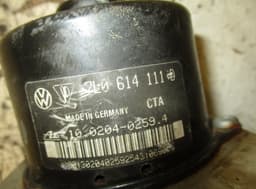 VW ABS hydraulic unit / pump VW TOUAREG I (7L) (2002-2010) — thumbnail 3
