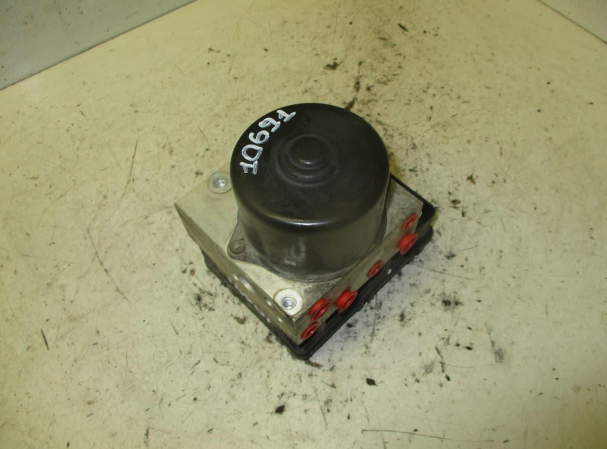 CHRYSLER ABS hydraulic unit / pump CHRYSLER VOYAGER IV (RG, RS) (2000-2008)