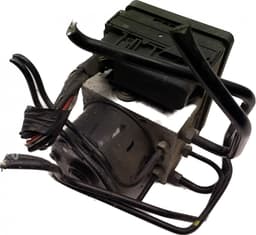 VOLVO ABS hydraulic unit / pump VOLVO V70 II / XC70 I (P80) (2000-2007) — thumbnail 3